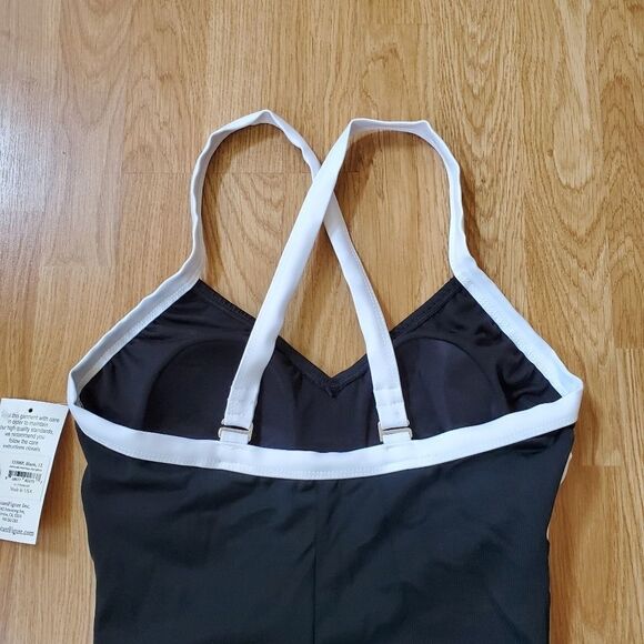 InstantFigure Compression Two-tone One-piece - NEW - Picture 9 of 15